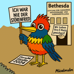 Karikatur des Inklusionsvogels Müselmulm zur Gewalt in Werkstätten für behinderte Menschen – mit Schild ‚Ich war nie der Störenfried‘, im Hintergrund ein Gebäude der Stiftung Bethesda.